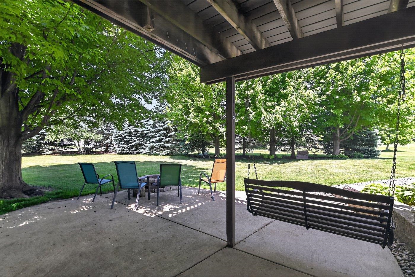 5215 Preservation Place Sun Prairie, WI 53590 - Photo 8 of 52
