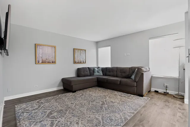 $255,000 | 32456 North Mackinac Lane, Lakemoor, IL 60051