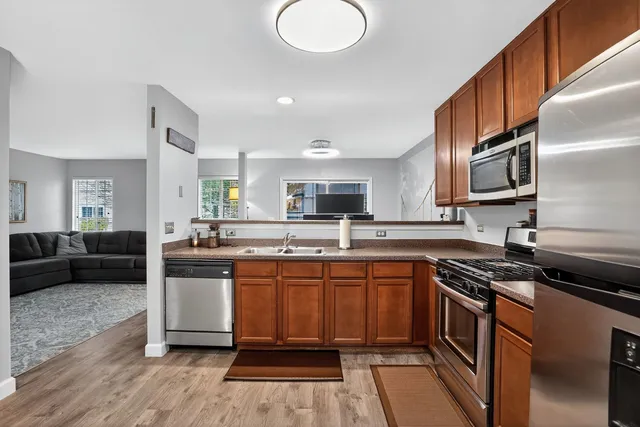 $255,000 | 32456 North Mackinac Lane, Lakemoor, IL 60051