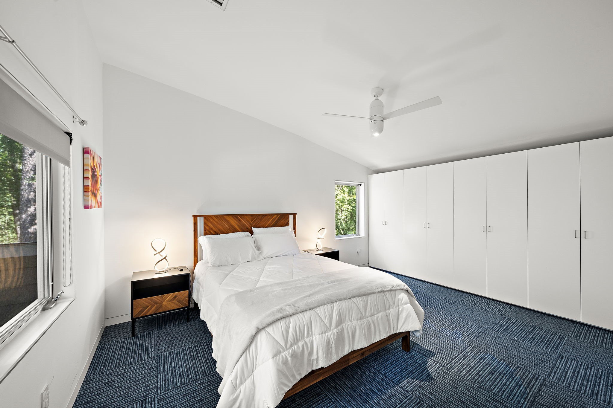 118 Angel Leaf Road The Woodlands, TX 77380 - Photo 24 of 50 Guest suite or additional bedroom with built-in storage and access to bath.