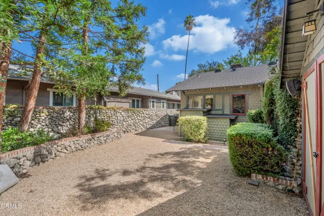 $6,500 | 847 South Los Robles Avenue, Pasadena, CA 91106