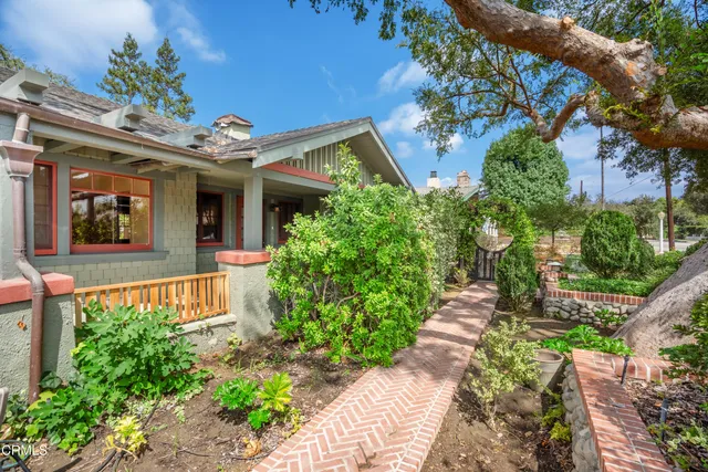 $6,500 | 847 South Los Robles Avenue, Pasadena, CA 91106