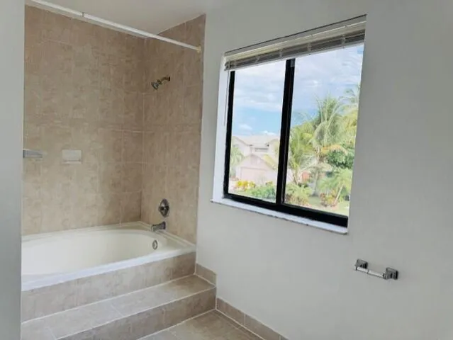 $3,200 | 6008 Strawberry Fields Way, Lake Worth, FL 33463