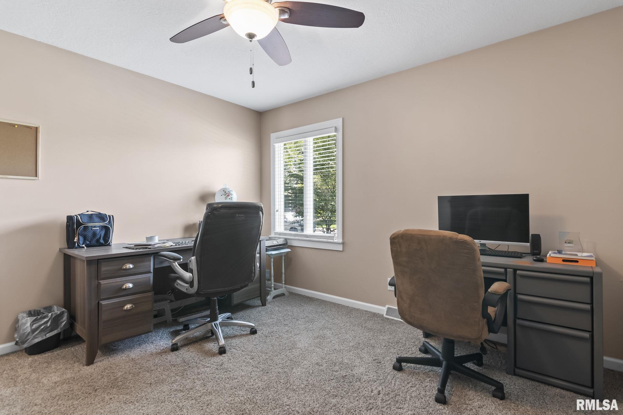 2217 Winnebago Drive Springfield, IL 62702 - Photo 24 of 36 Gallery Image 24