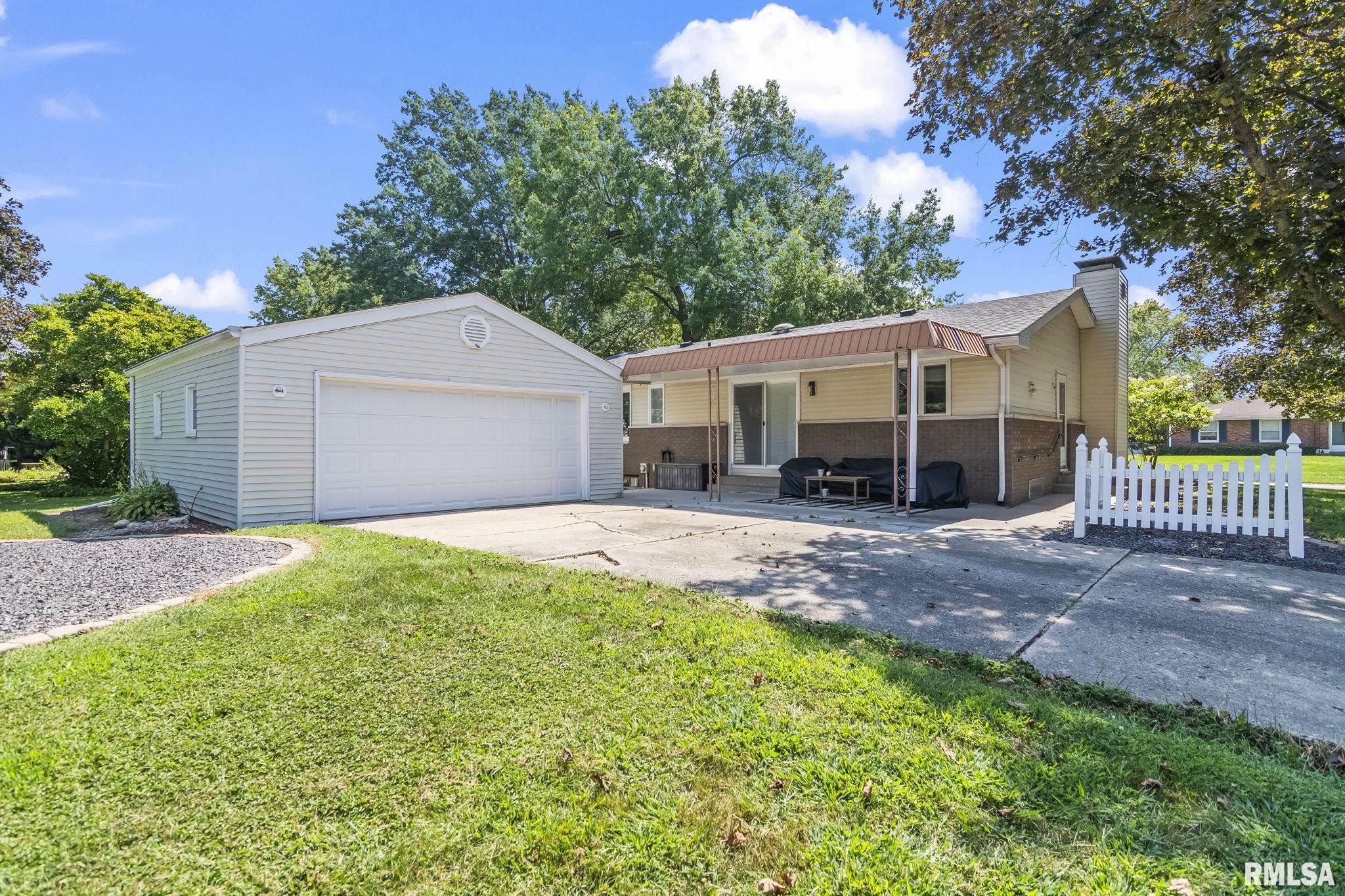 2217 Winnebago Drive Springfield, IL 62702 - Photo 36 of 36 Gallery Image 36