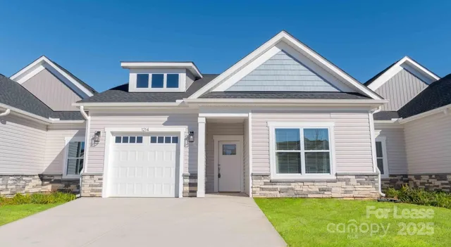 $2,274 | 1302 Dallas Cherryville Highway, Unit CASCADE 1209, Dallas, NC 28034