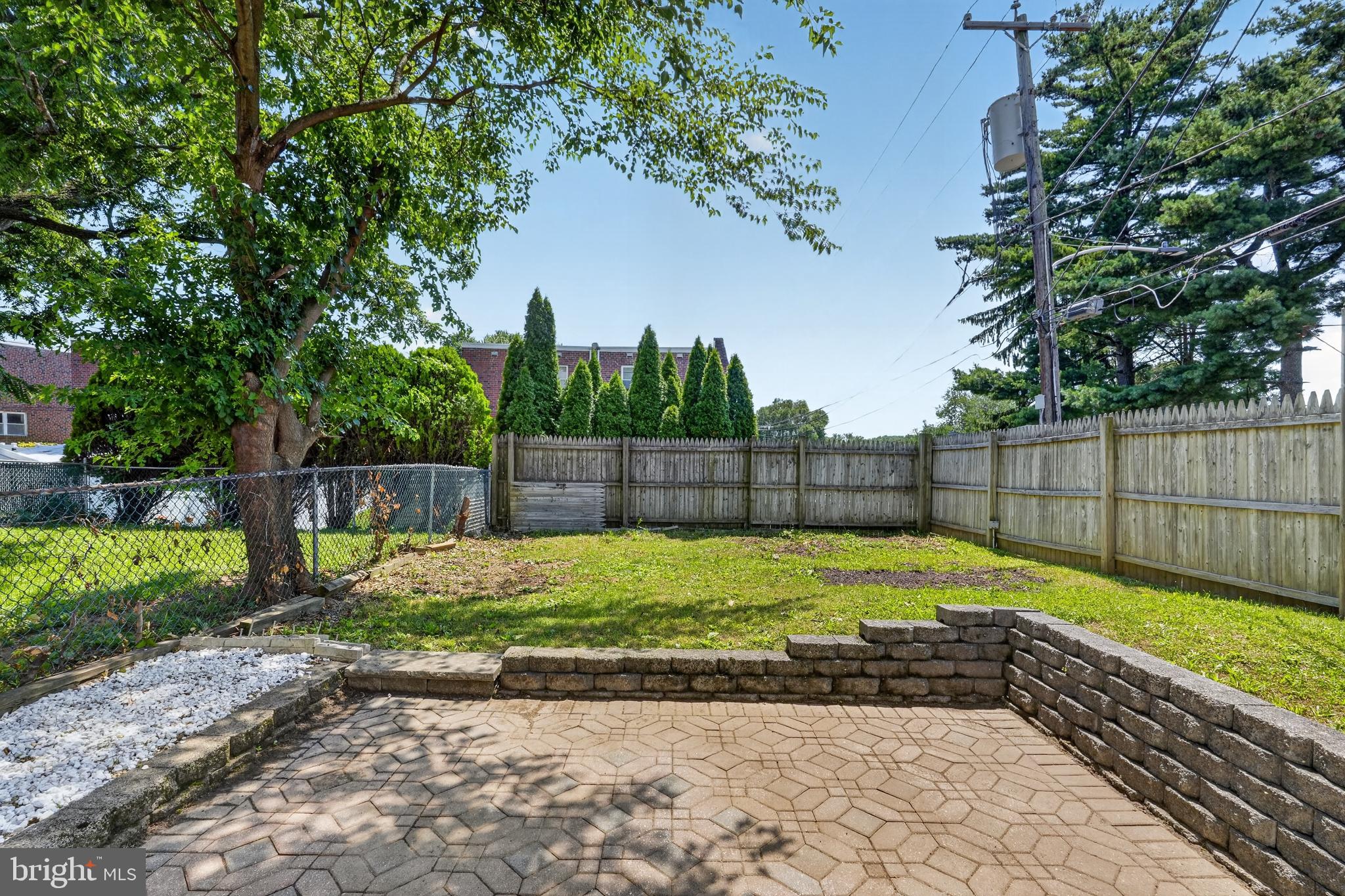 1100 Surrey Road Philadelphia, PA 19115 - Photo 29 of 31 Backyard
