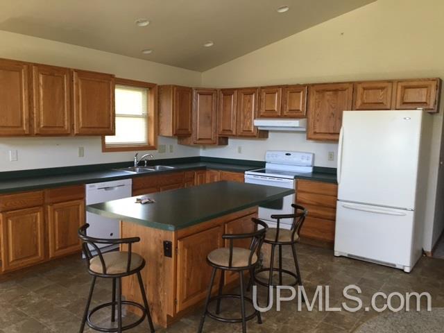 W8022 Black Sam Road Amberg, WI 54102 - Photo 11 of 33 Gallery Image 11