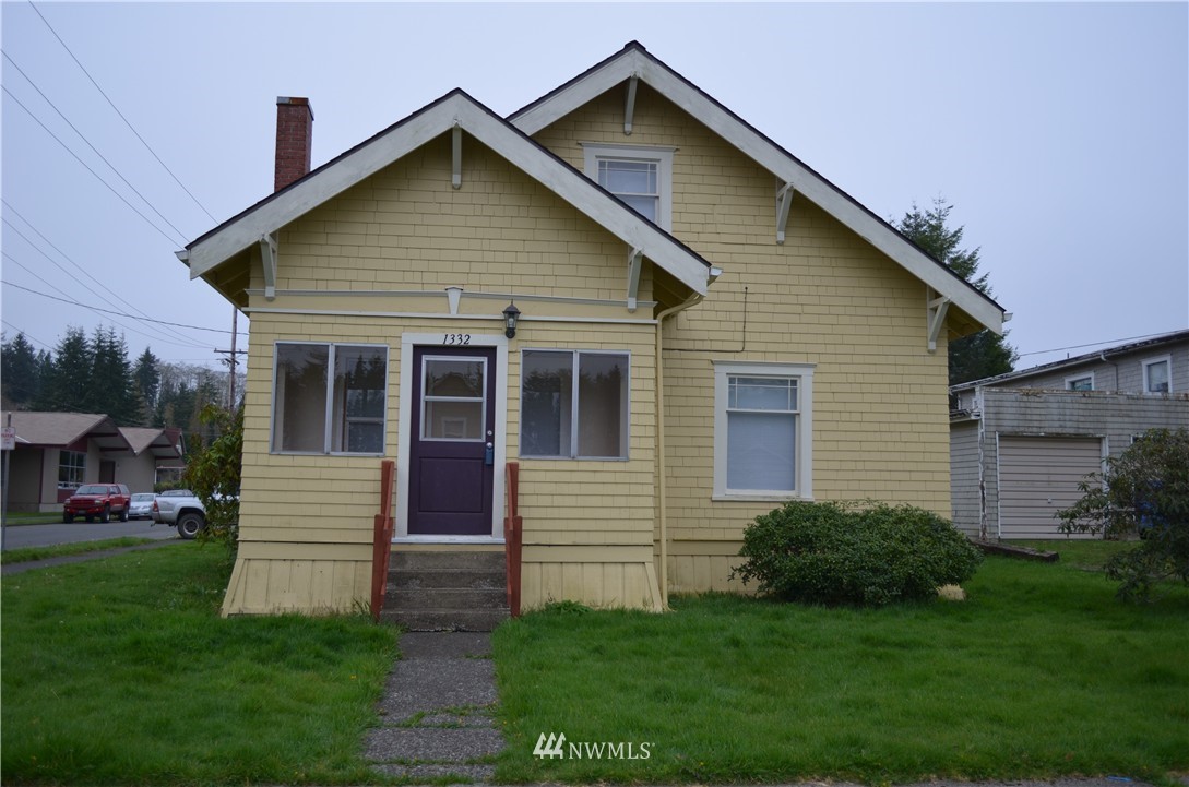 1332 3rd Street Cosmopolis, WA 98537 - Photo 1 of 23 Gallery Image 1