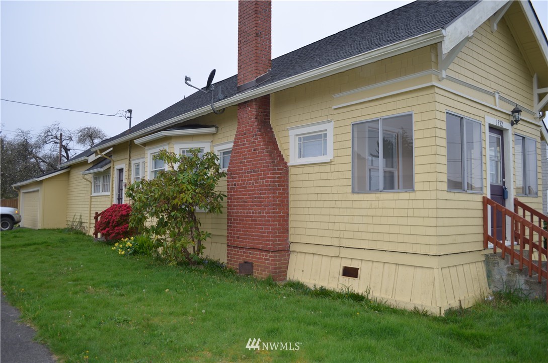 1332 3rd Street Cosmopolis, WA 98537 - Photo 2 of 23 Gallery Image 2