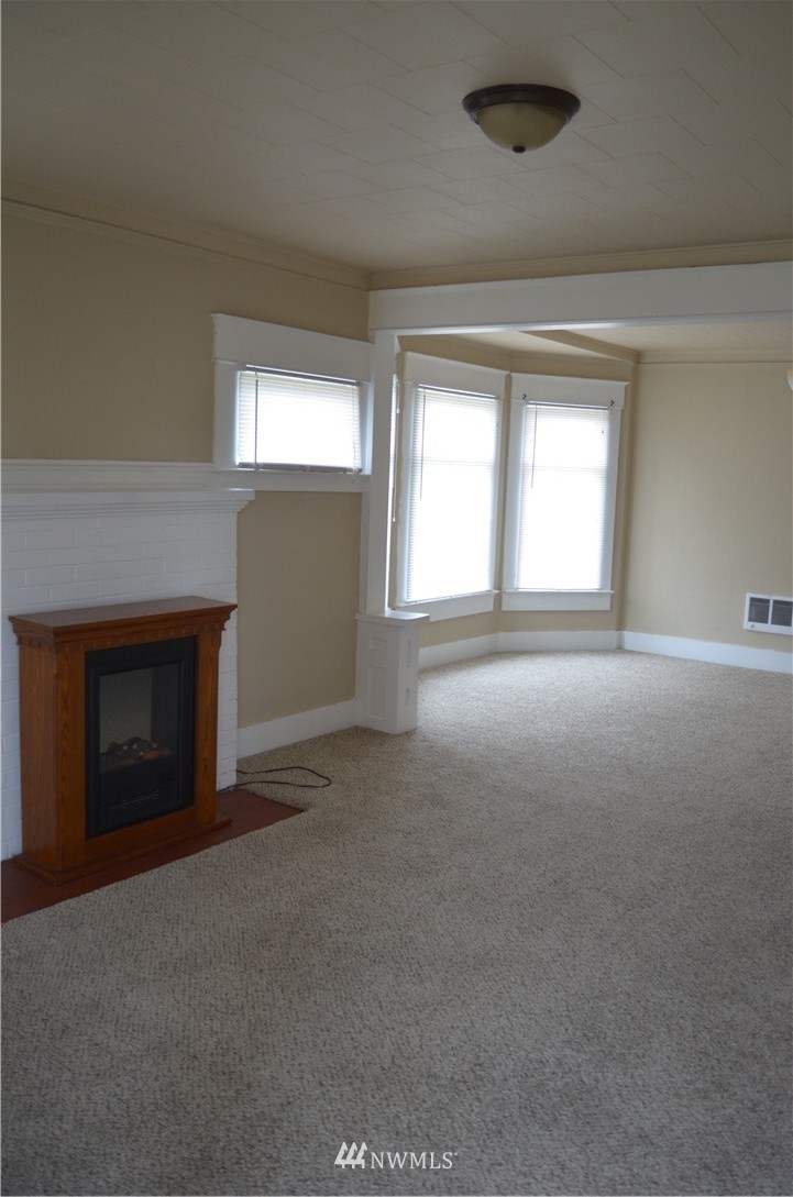 1332 3rd Street Cosmopolis, WA 98537 - Photo 6 of 23 Gallery Image 6