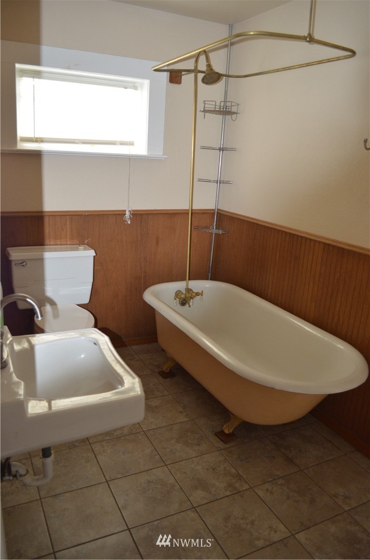 1332 3rd Street Cosmopolis, WA 98537 - Photo 10 of 23 Gallery Image 10