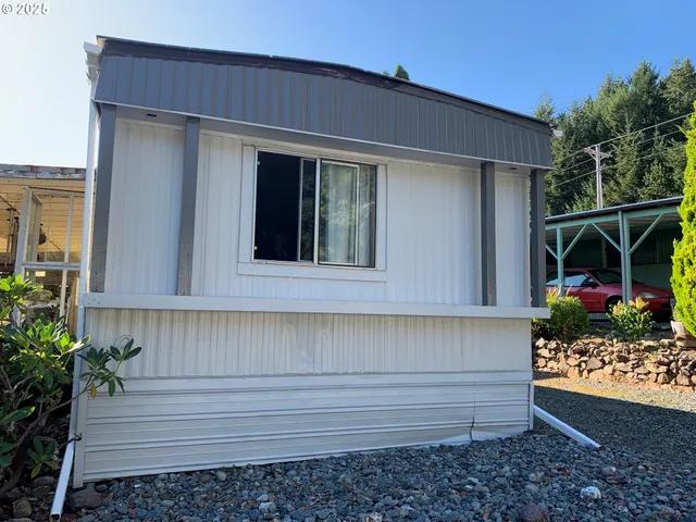 $150,000 | 98825 Pleasant Hill Drive, Unit 6, Brookings, OR 97415