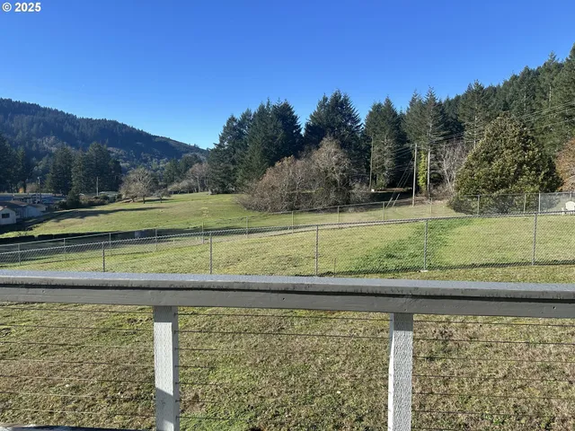 $150,000 | 98825 Pleasant Hill Drive, Unit 6, Brookings, OR 97415