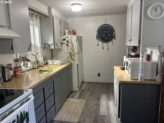 $150,000 | 98825 Pleasant Hill Drive, Unit 6, Brookings, OR 97415