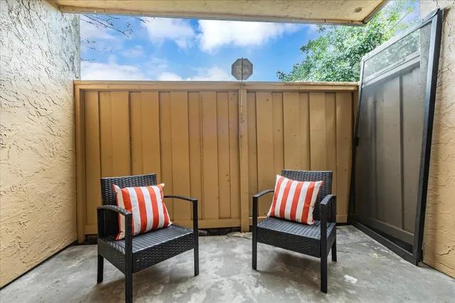 $430,000 | 247 North Capitol Avenue, Unit 105, San Jose, CA 95127