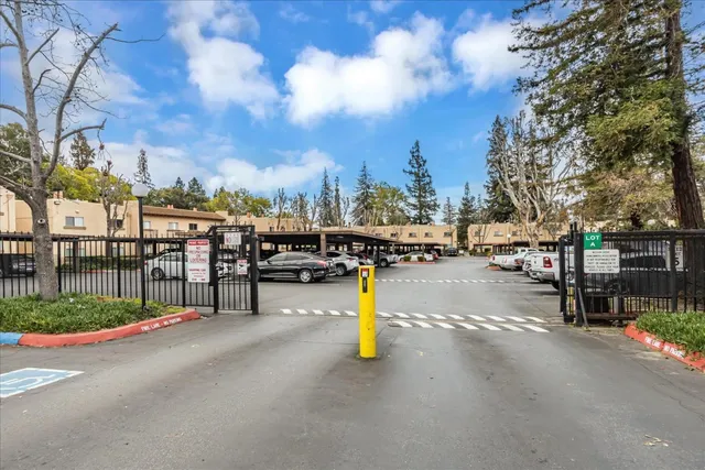 $430,000 | 247 North Capitol Avenue, Unit 105, San Jose, CA 95127