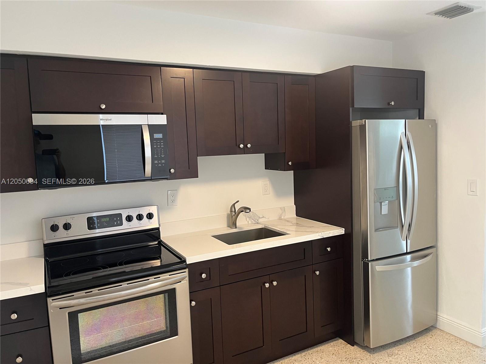 90 East 15th Street, Unit 1 Hialeah, FL 33010 - Photo 3 of 8