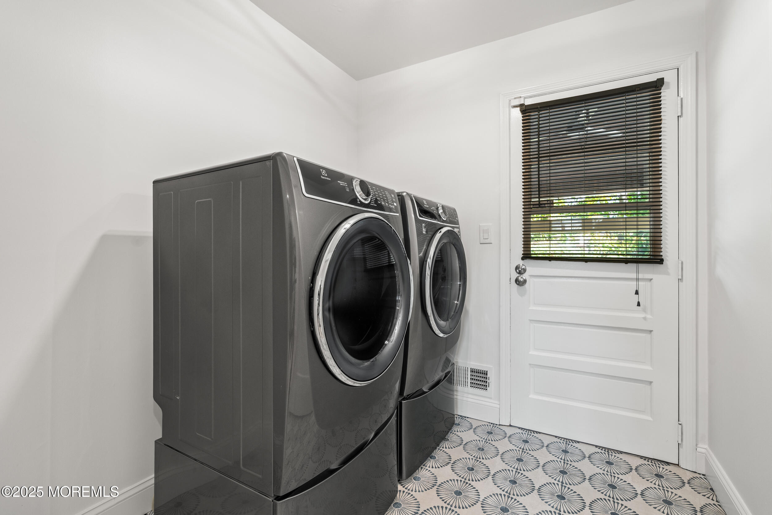 3412 Brandon Road Belmar, NJ 07719 - Photo 20 of 48 a utility room with dryer and washer