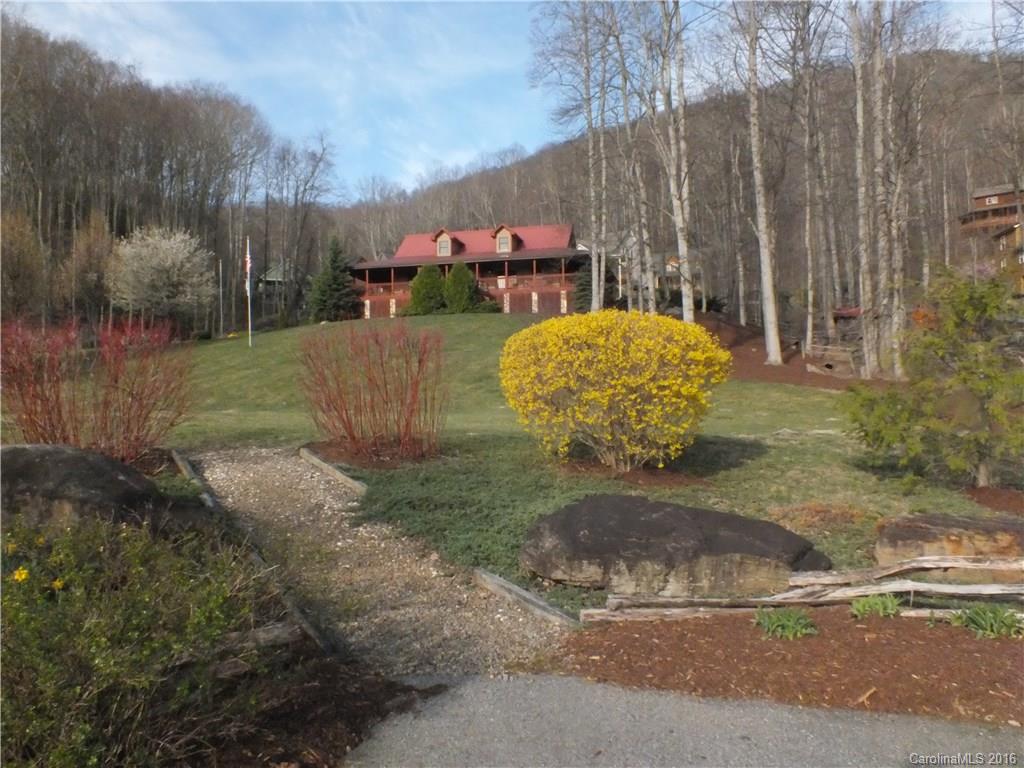 112 Ladderback Ridge, Unit 112 Waynesville, NC 28785 - Photo 18 of 22 Gallery Image 18