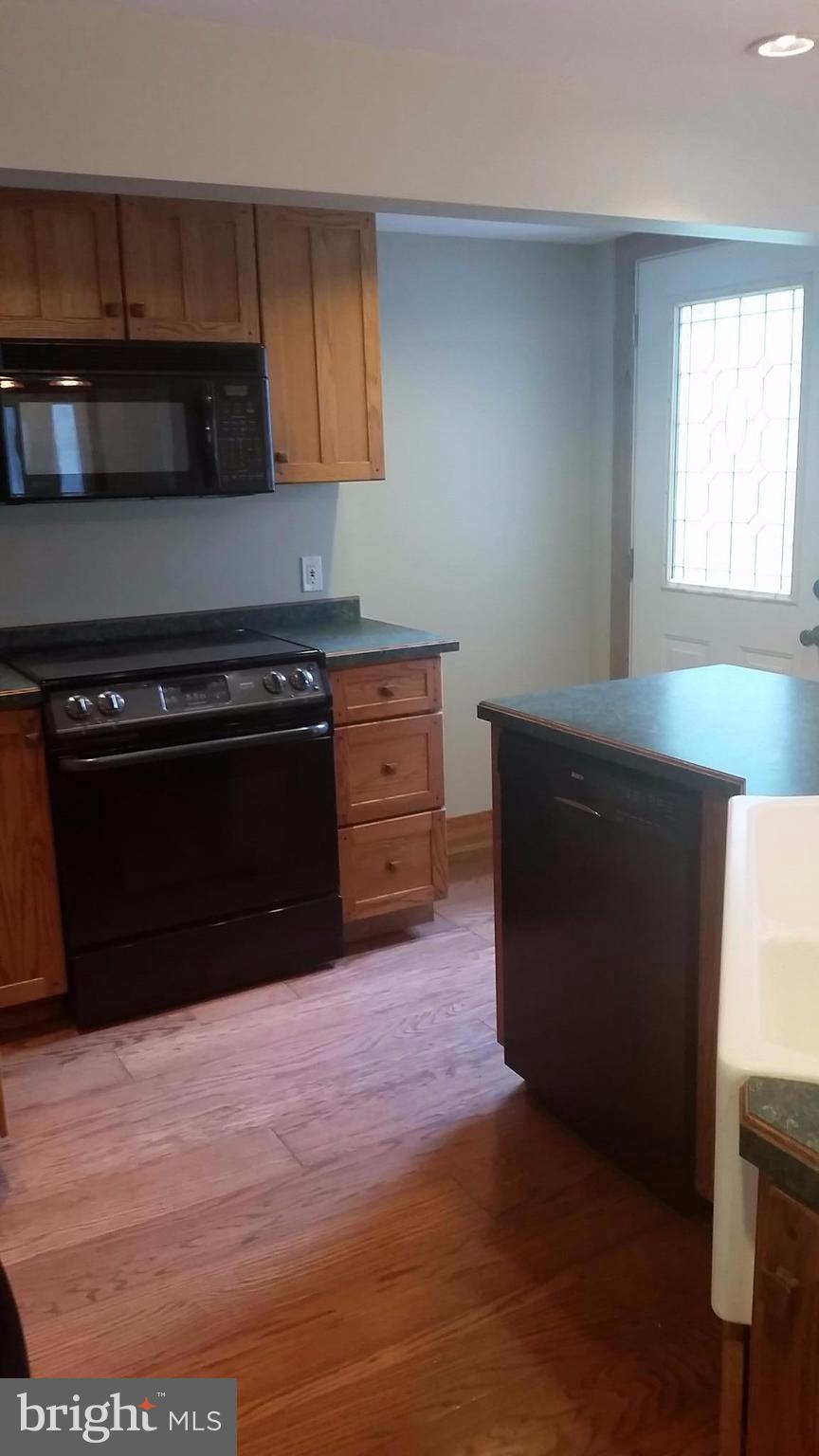 11892 Gehr Road Waynesboro, PA 17268 - Photo 16 of 30 Kitchen