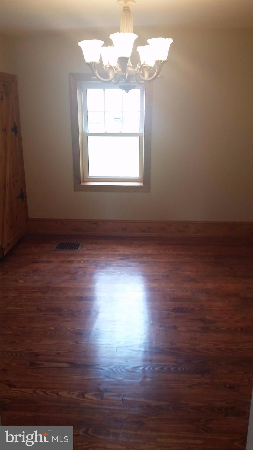 11892 Gehr Road Waynesboro, PA 17268 - Photo 17 of 30 Dining Room