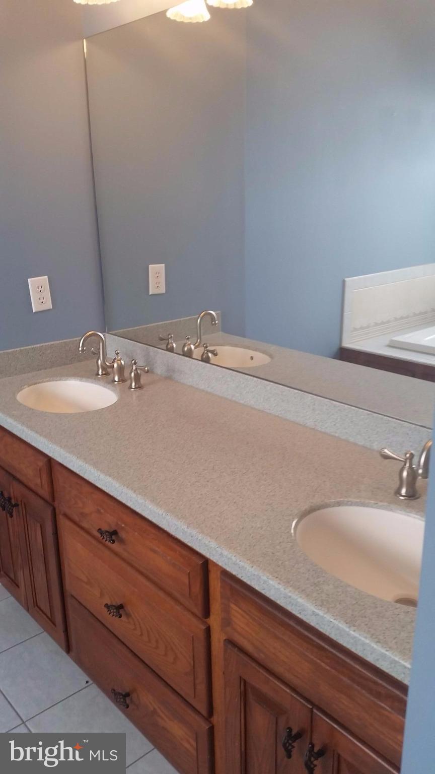 11892 Gehr Road Waynesboro, PA 17268 - Photo 29 of 30 Bath (Master)