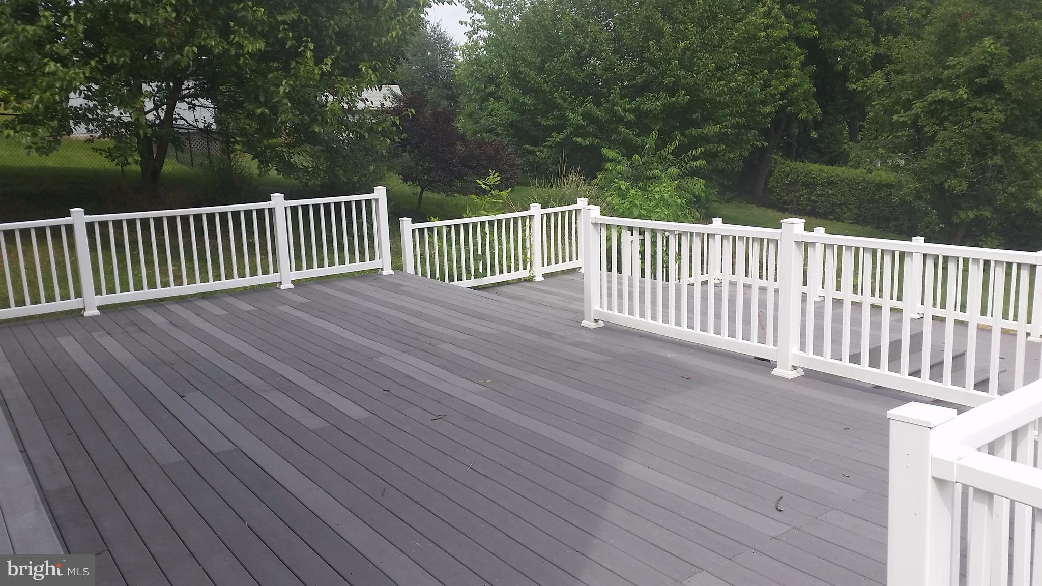 11892 Gehr Road Waynesboro, PA 17268 - Photo 5 of 30 Back Deck