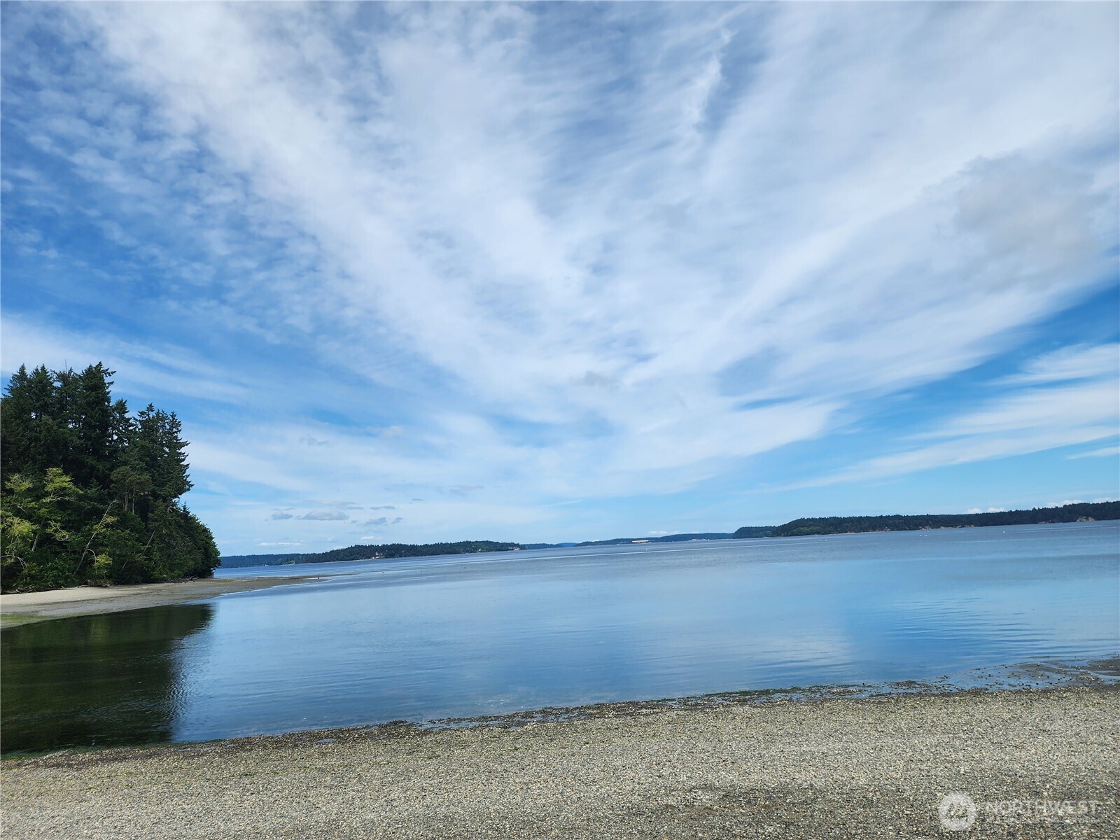 7605 Sandy Point Road Northeast Olympia, WA 98516 - Photo 22 of 25 a terrace view