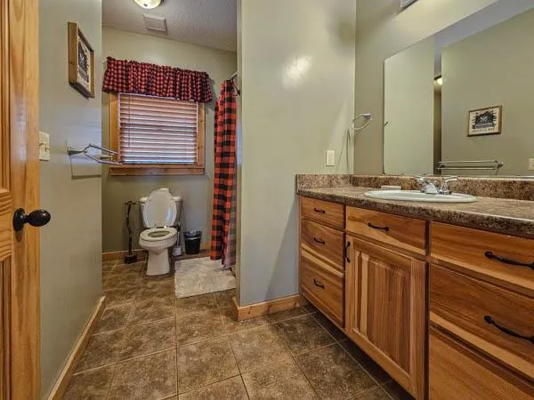 $2,000 | 597 Frigate Drive, Ellijay, GA 30540