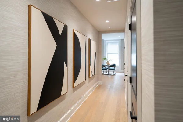 $6,030 | 200 South Broad Street, Unit 317, Philadelphia, PA 19102