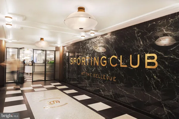 $6,030 | 200 South Broad Street, Unit 317, Philadelphia, PA 19102