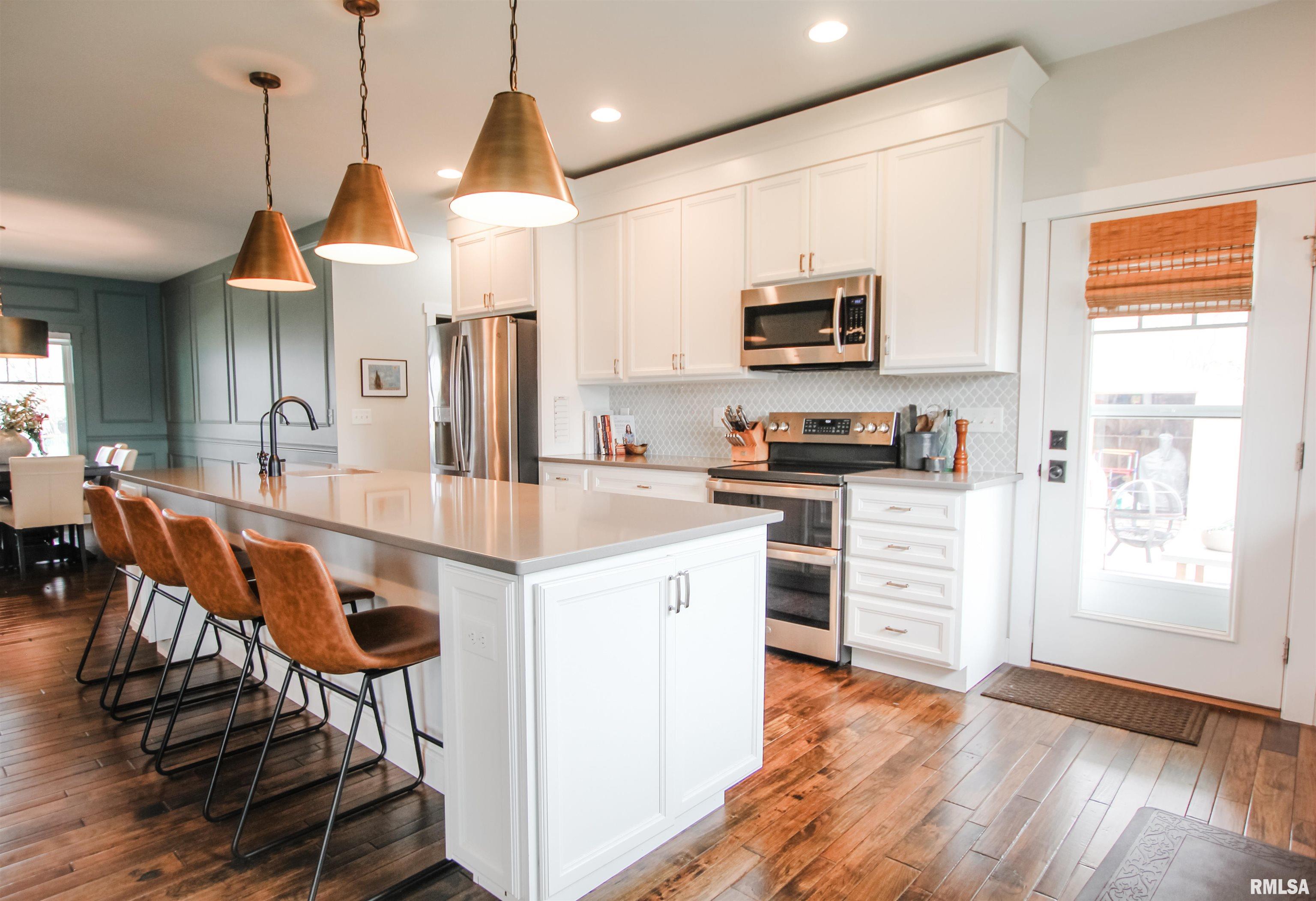 1401 Mitchell Street Washington, IL 61571 - Photo 15 of 61