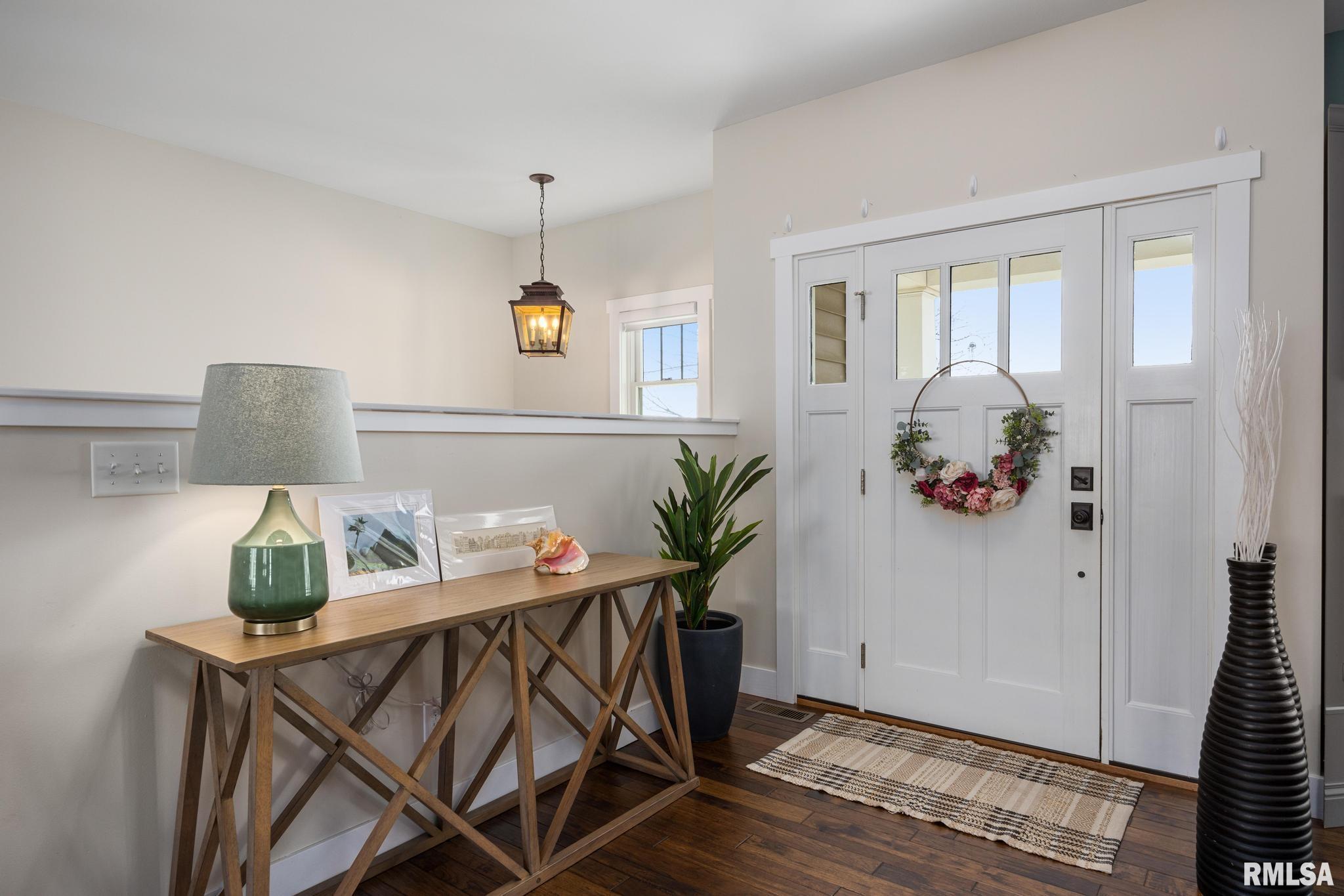 1401 Mitchell Street Washington, IL 61571 - Photo 5 of 61