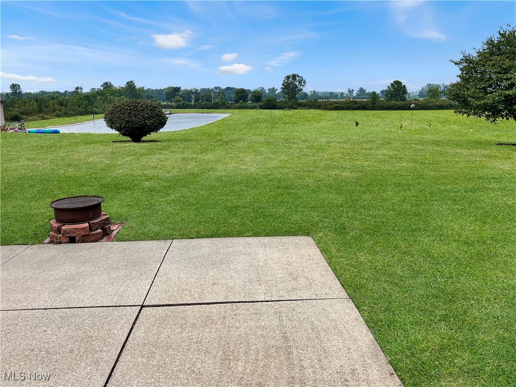 3801 Hull Road Huron, OH 44839 - Photo 22 of 24 View of green lawn