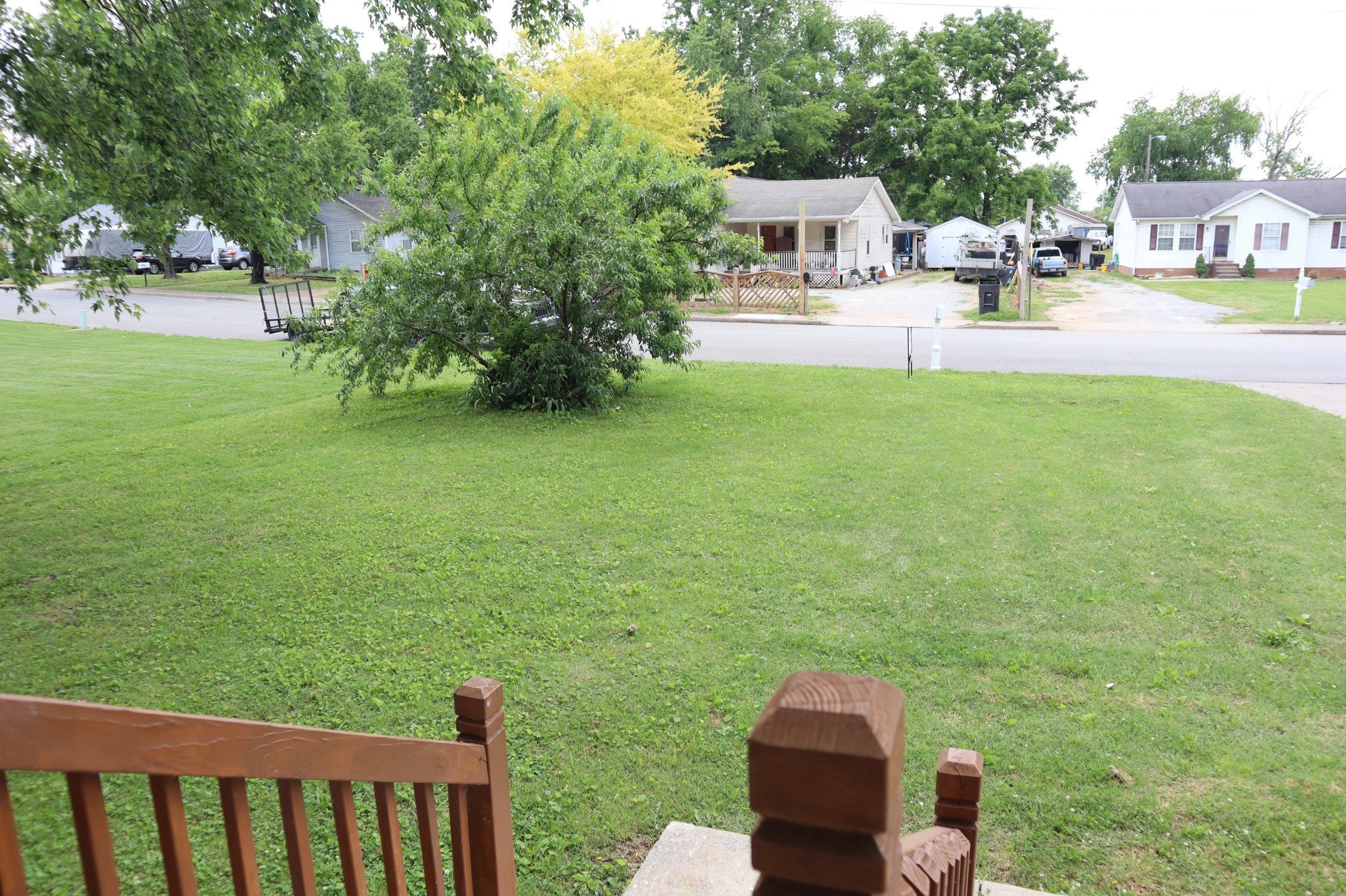107 February Street Murfreesboro, TN 37129 - Photo 19 of 19 a view of a swimming pool with a table and chairs