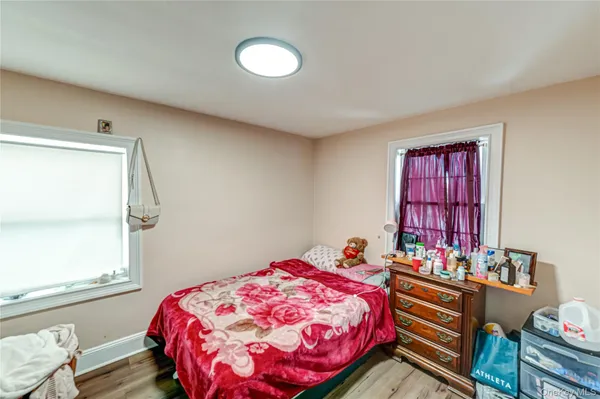 $739,900 | 85 Bayview Avenue, East Patchogue, NY 11772