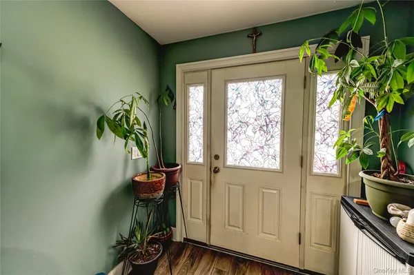 $739,900 | 85 Bayview Avenue, East Patchogue, NY 11772
