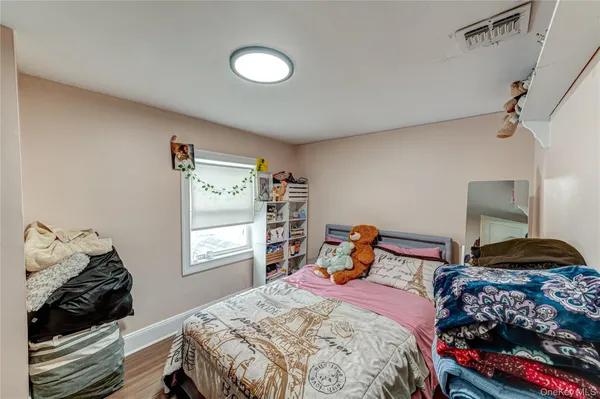 $739,900 | 85 Bayview Avenue, East Patchogue, NY 11772