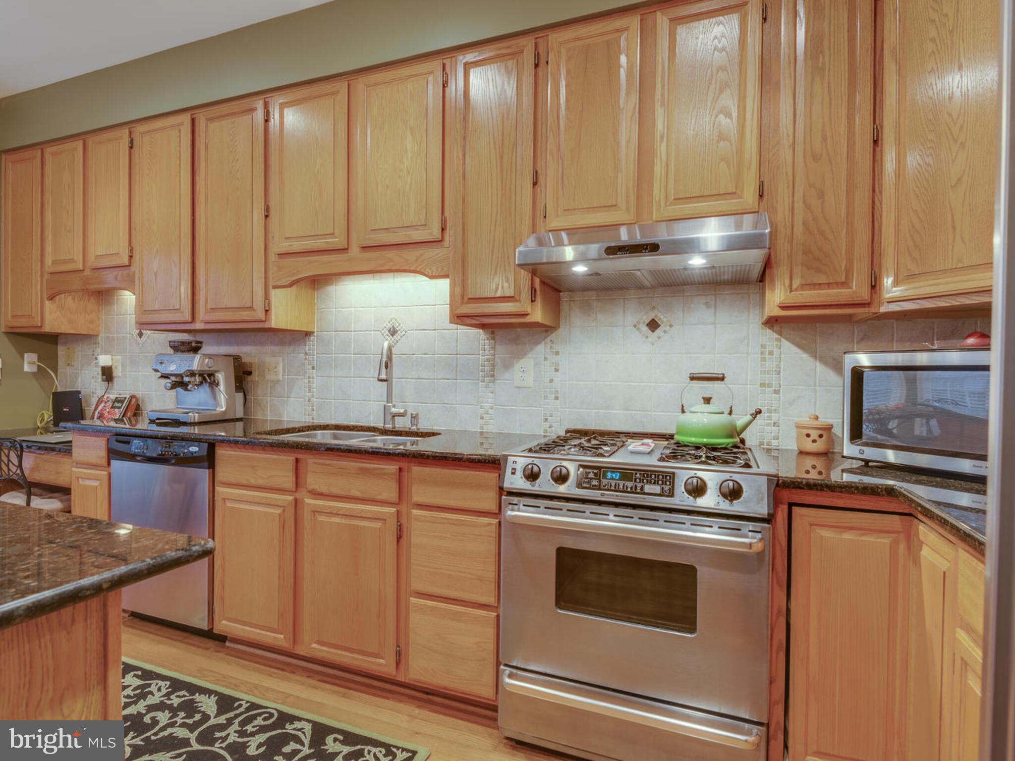11300 Fairwind Way Reston, VA 20190 - Photo 20 of 53