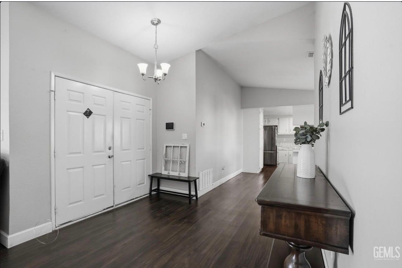 Undisclosed Address Tehachapi, CA 93561 - Photo 26 of 28