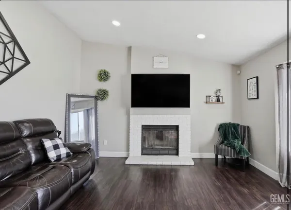$425,000 | Undisclosed Address, Tehachapi, CA 93561