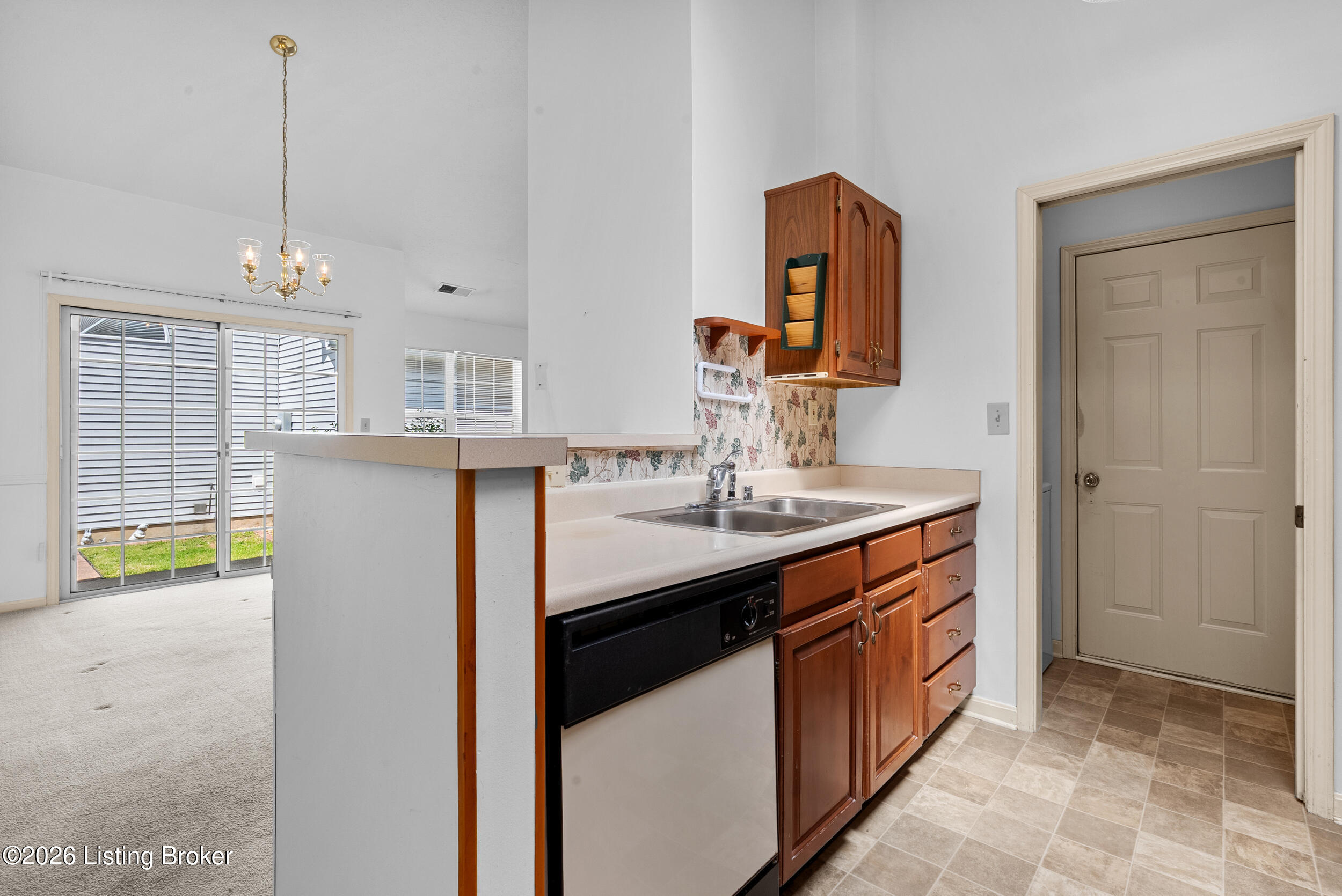 2514 Hampton Ridge Boulevard Louisville, KY 40220 - Photo 13 of 31 dsc02156