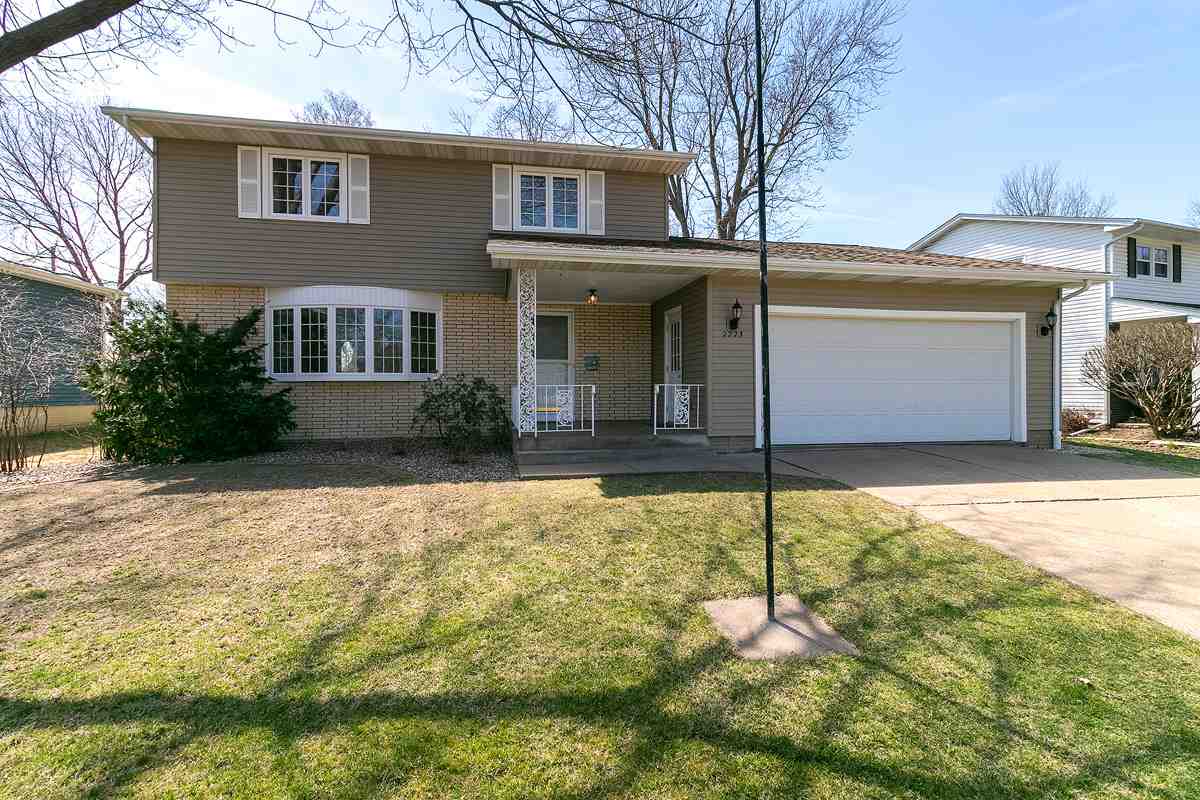 2223 Lincoln Road Bettendorf, IA 52722 - Photo 1 of 24 Gallery Image 1
