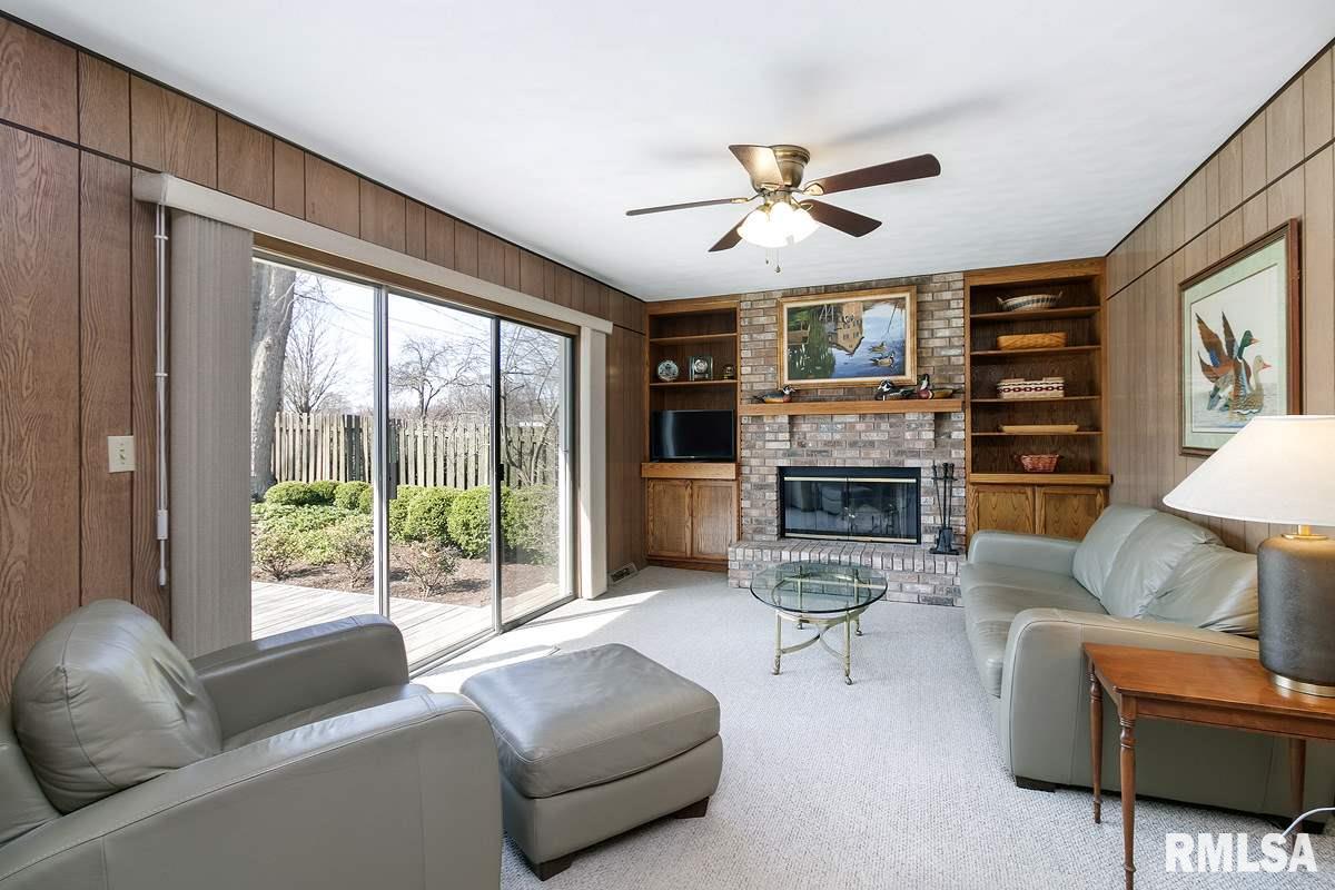 2223 Lincoln Road Bettendorf, IA 52722 - Photo 10 of 24 Gallery Image 10