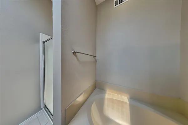 $2,100 | 6913 Tudor Drive, Plano, TX 75023