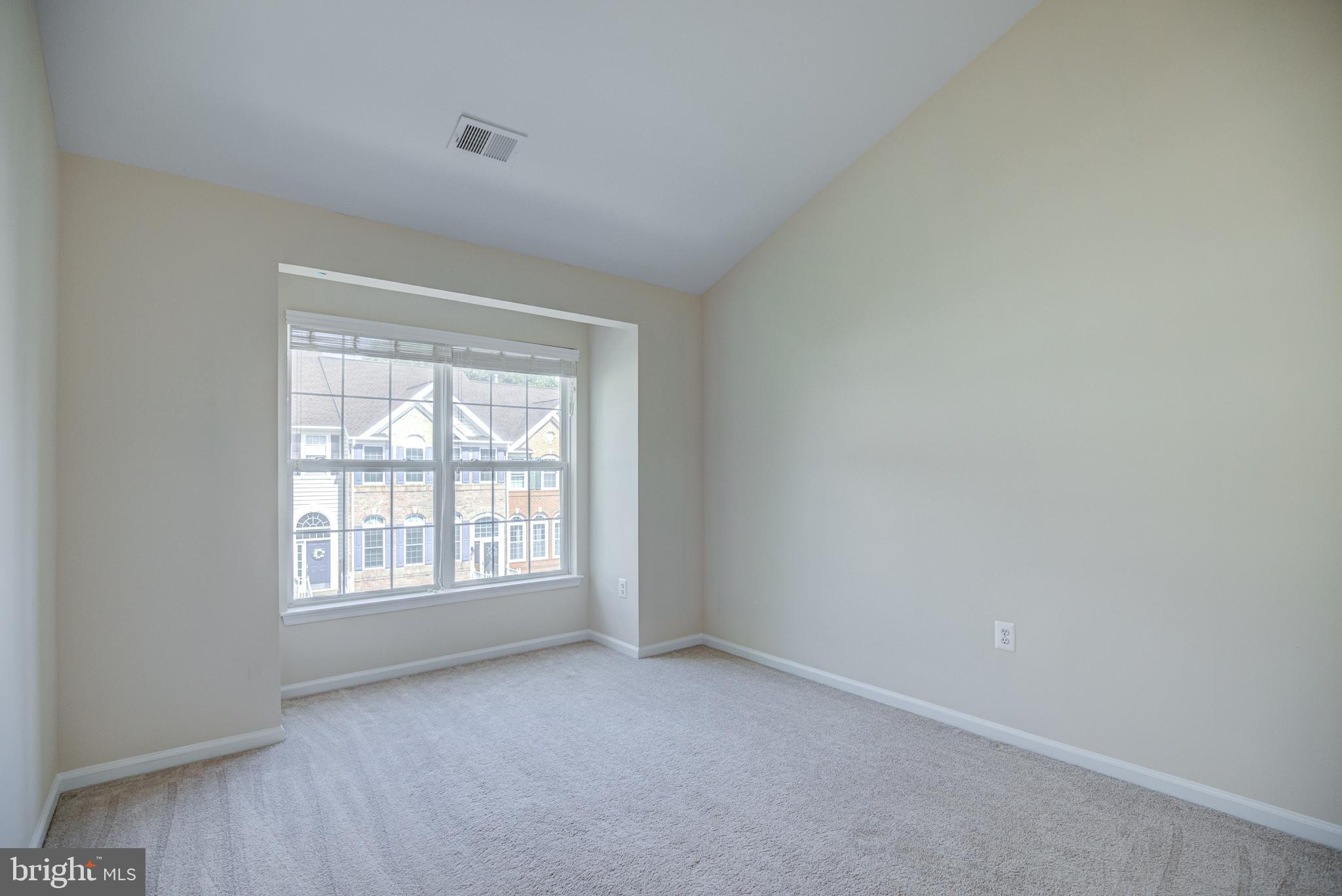 20609 Glenmere Square Sterling, VA 20165 - Photo 27 of 50 Bedroom 2