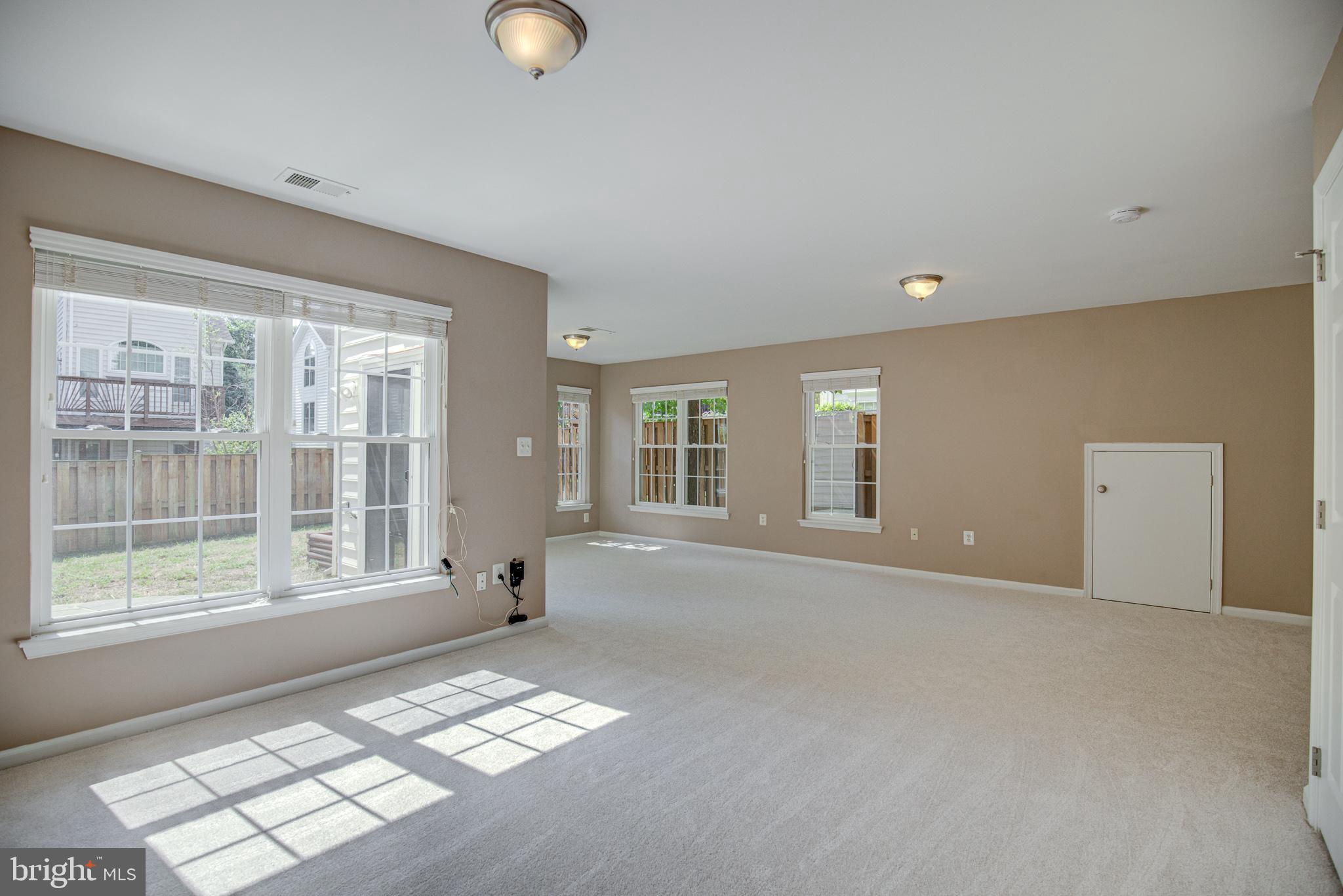20609 Glenmere Square Sterling, VA 20165 - Photo 40 of 50 New carpet on lower level