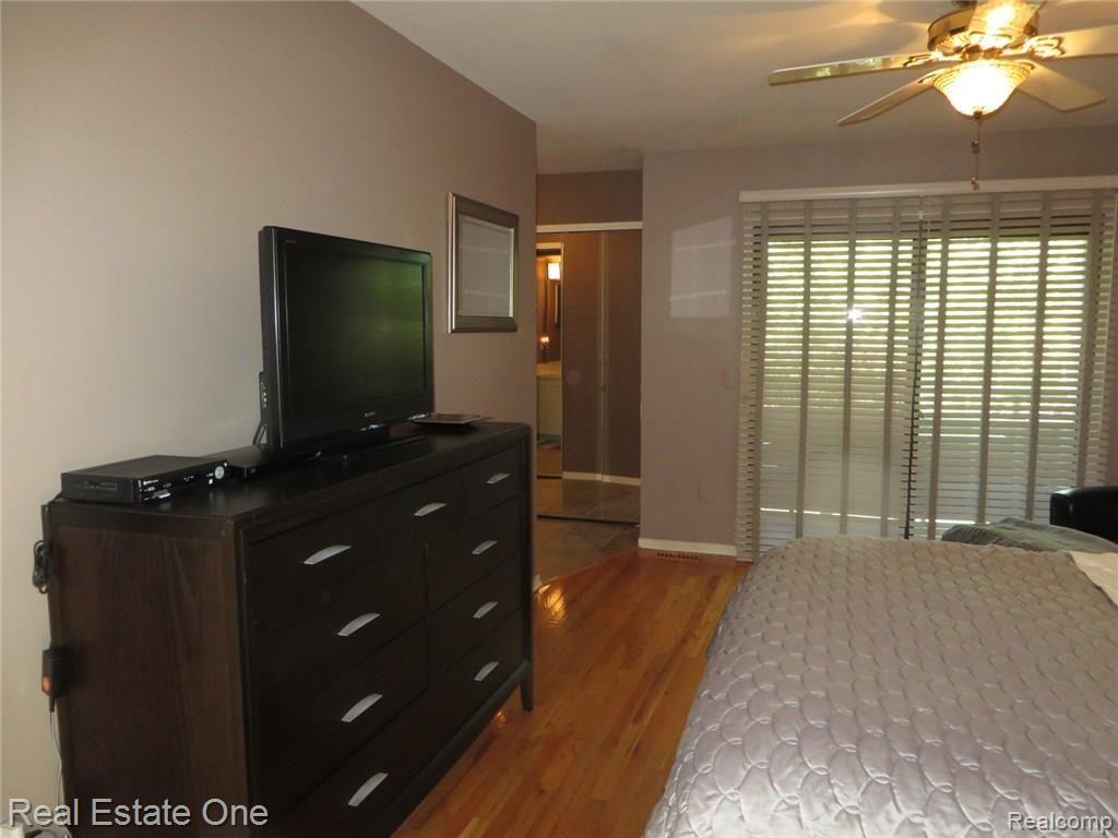 681 Highgate Mews, Unit 151 Rochester Hills, MI 48307 - Photo 22 of 35