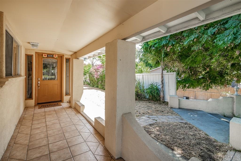 1812 Harmony Grove Road Escondido, CA 92029 - Photo 6 of 25